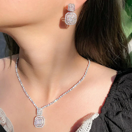 Luxury Bridal Jewelry Set | 4-Piece Silver-Toned Rectangular Diamond-Style Cluster Ensemble - طقم مجوهرات زفاف فاخر | قلادة وأقراط وخاتم وسوار بتصميم ألماس مستطيل