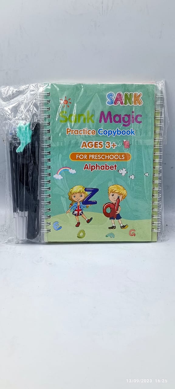 Magic Reusable Handwriting Book: English Practice Copybook  كتاب التدريب على تحسين الخط بالإنجليزية القابل لإعادة الاستخدام