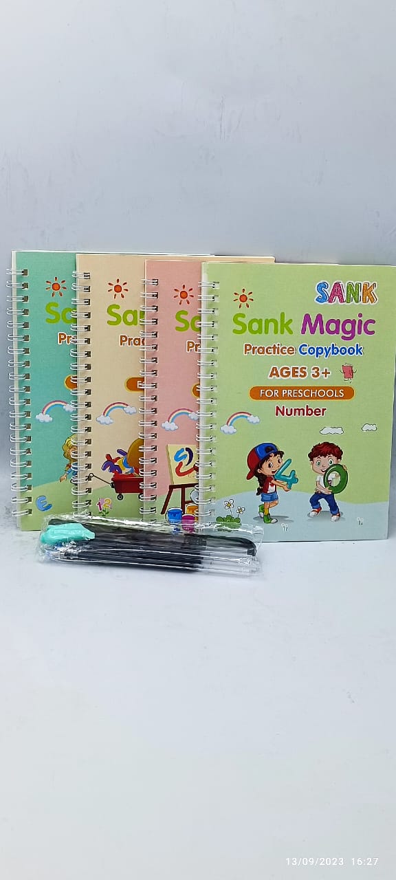 Magic Reusable Handwriting Book: English Practice Copybook  كتاب التدريب على تحسين الخط بالإنجليزية القابل لإعادة الاستخدام